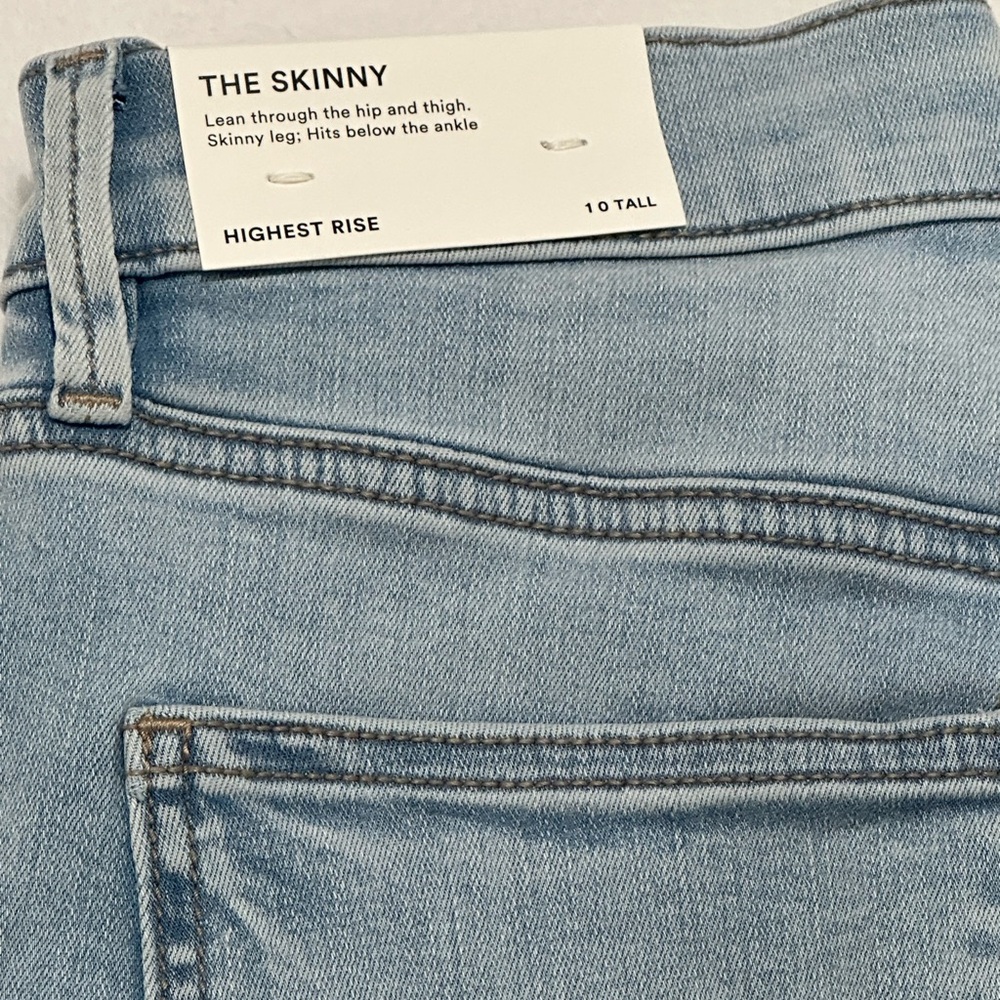 Size 10 skinny high rise- light wash